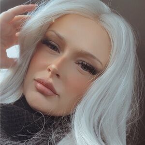 Meet your Posher, Becky